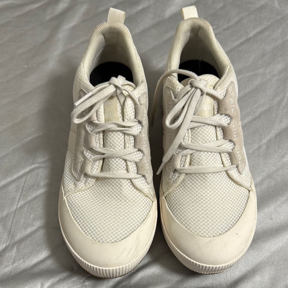 Sorel Out N About Waterproof Sneakers in Women’s 8.5